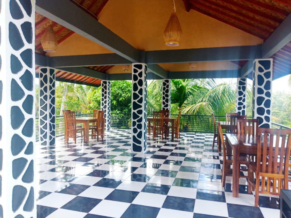 Aryasuta Bungalow Tetebatu Exterior photo