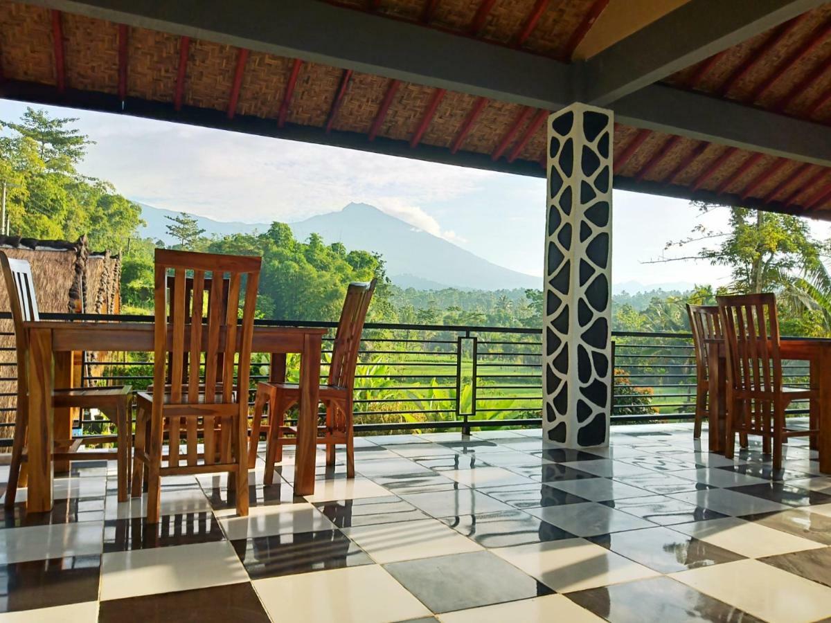 Aryasuta Bungalow Tetebatu Exterior photo